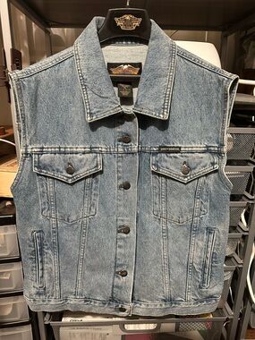EUC, Harley-Davidson Light Blue Denim Vest, sz XL non-smoking home